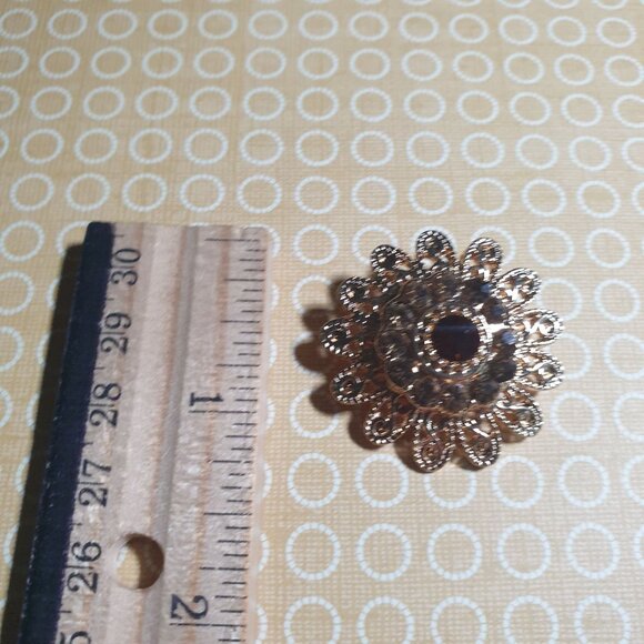Vintage Gold Tone Floral Brooch Champaign Rhinestone Orange Centerpiece Mom Gift - Picture 3 of 4
